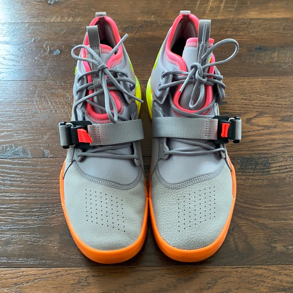 Men’s Sneaker